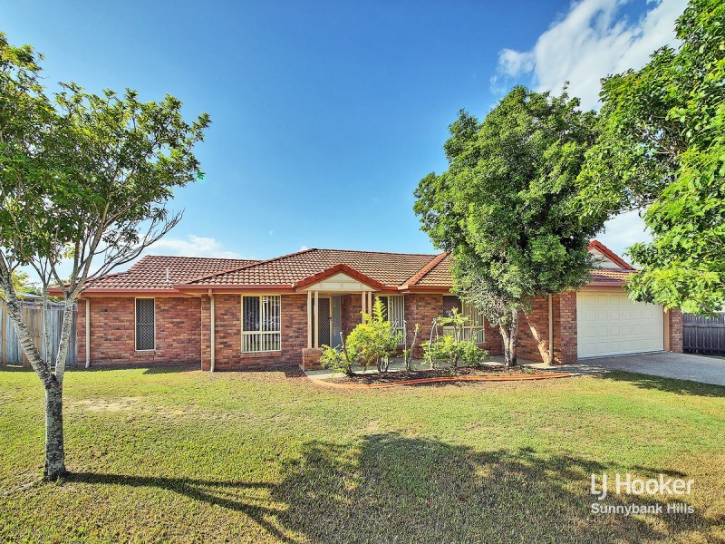 65 Watarrka Drive, Parkinson QLD 4115