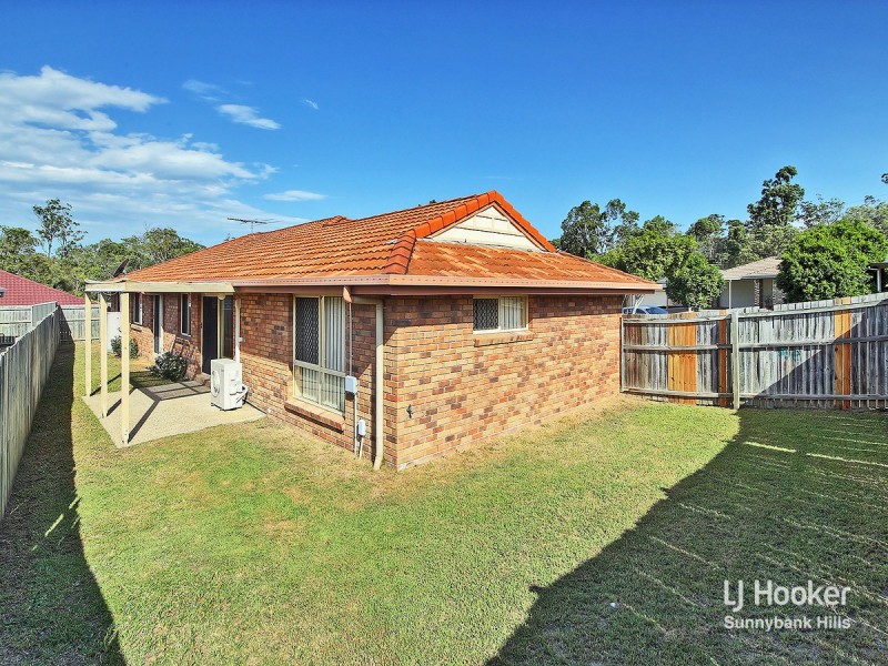 65 Watarrka Drive, Parkinson QLD 4115