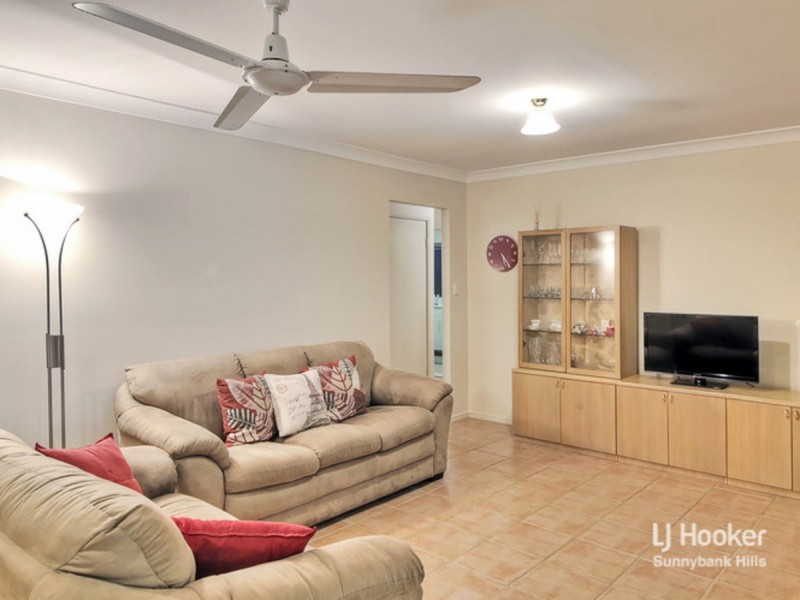 4 Earl Street, Runcorn QLD 4113