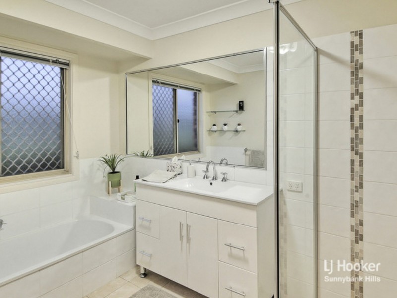 4 Earl Street, Runcorn QLD 4113
