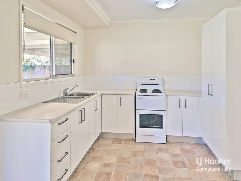 4 Sabre Court, Loganholme QLD 4129