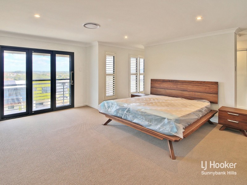 57 Ridgeview Street, Carindale QLD 4152