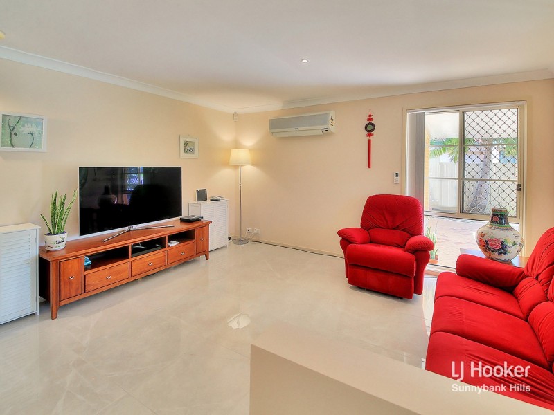 2 Parklane Close, Calamvale QLD 4116