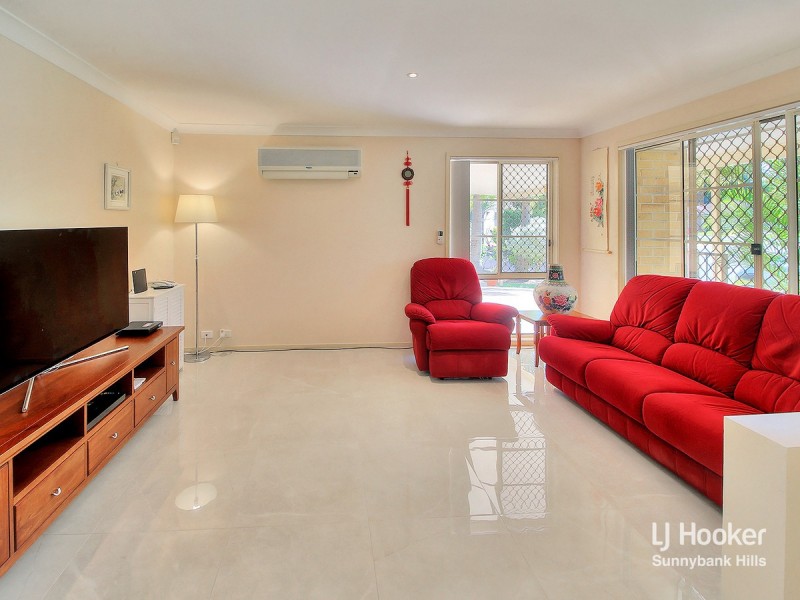2 Parklane Close, Calamvale QLD 4116