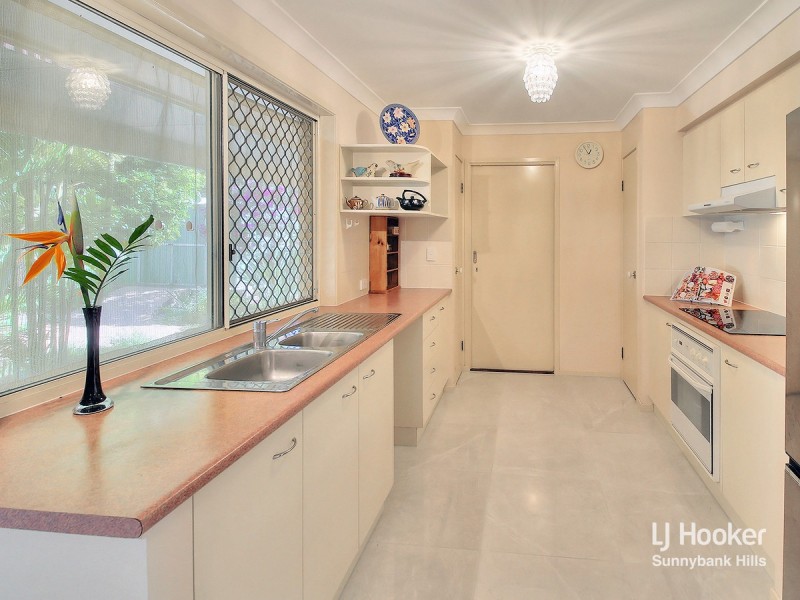 2 Parklane Close, Calamvale QLD 4116