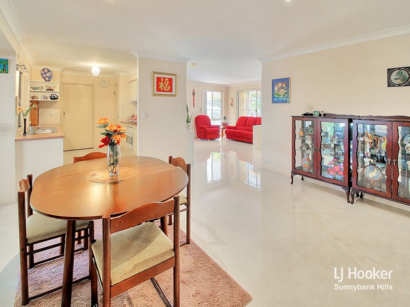 2 Parklane Close, Calamvale QLD 4116