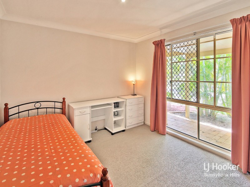 2 Parklane Close, Calamvale QLD 4116