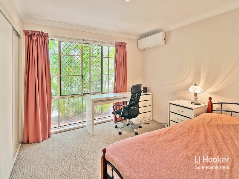 2 Parklane Close, Calamvale QLD 4116