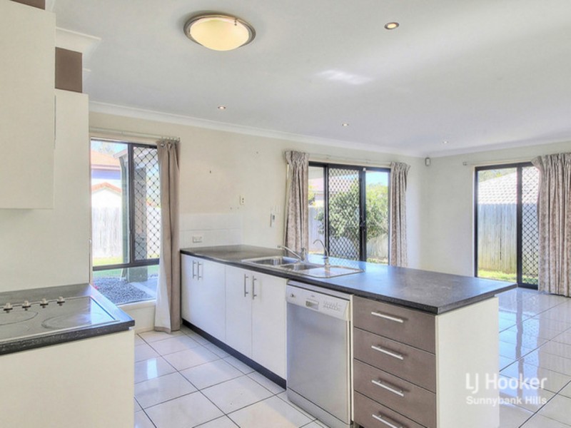 6 Simveesh Street, Calamvale QLD 4116