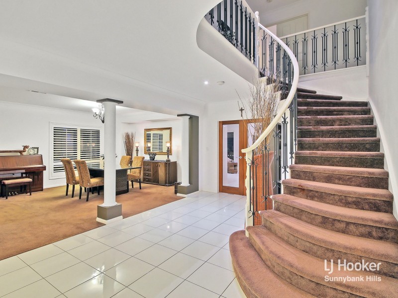 17 Manor Street, Eight Mile Plains QLD 4113