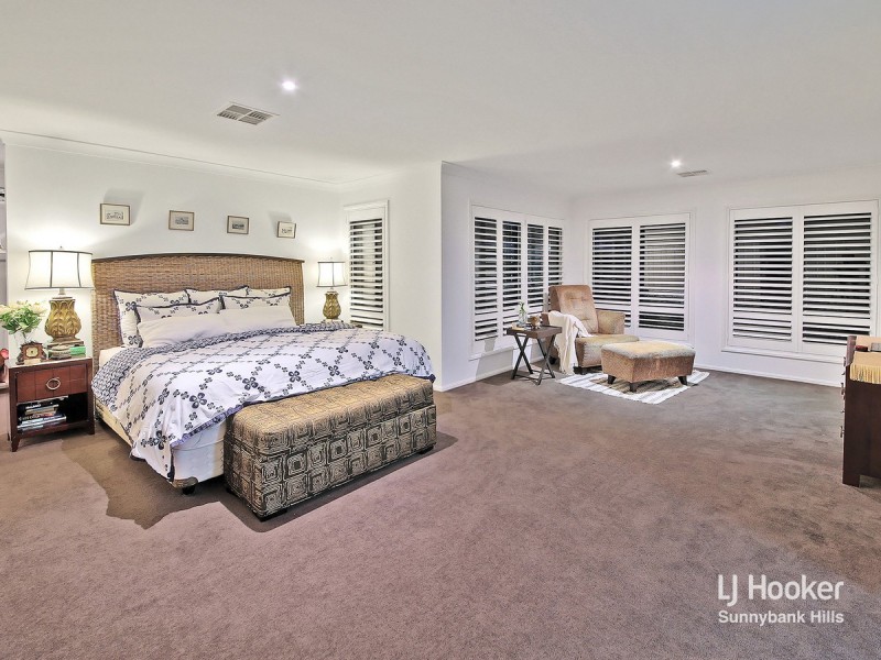 17 Manor Street, Eight Mile Plains QLD 4113