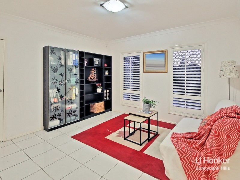 17 Manor Street, Eight Mile Plains QLD 4113