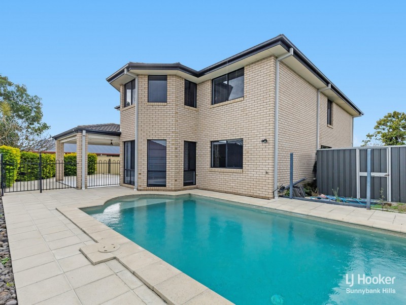 27 Finke Close, Parkinson QLD 4115