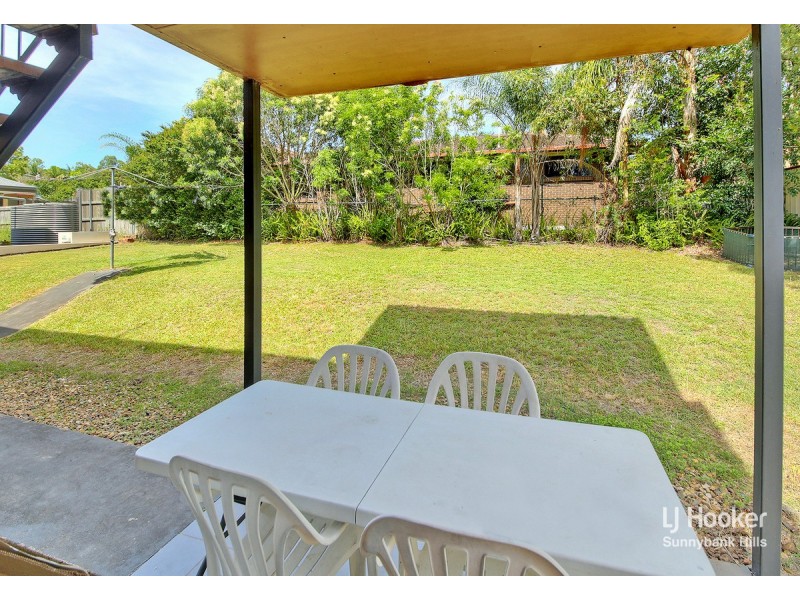 14 Estoril Street, Robertson QLD 4109