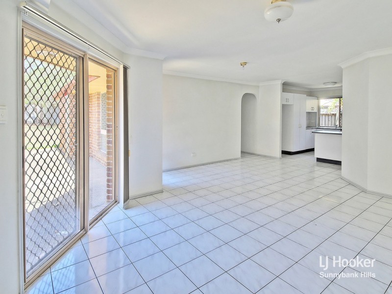 18 Cowper Place, Coopers Plains QLD 4108
