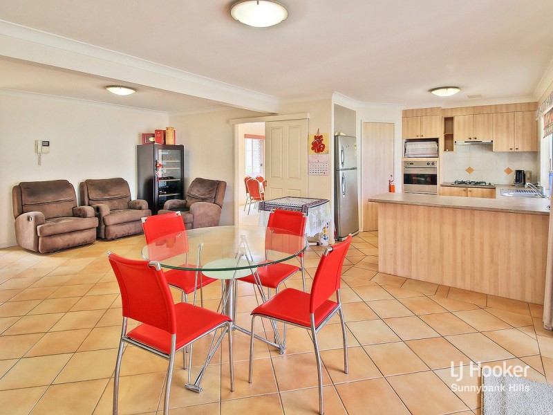 60 Golden Rain Place, Stretton QLD 4116