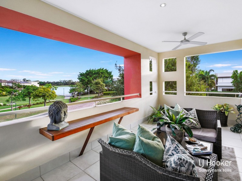 6108 Lugano Drive, Hope Island QLD 4212