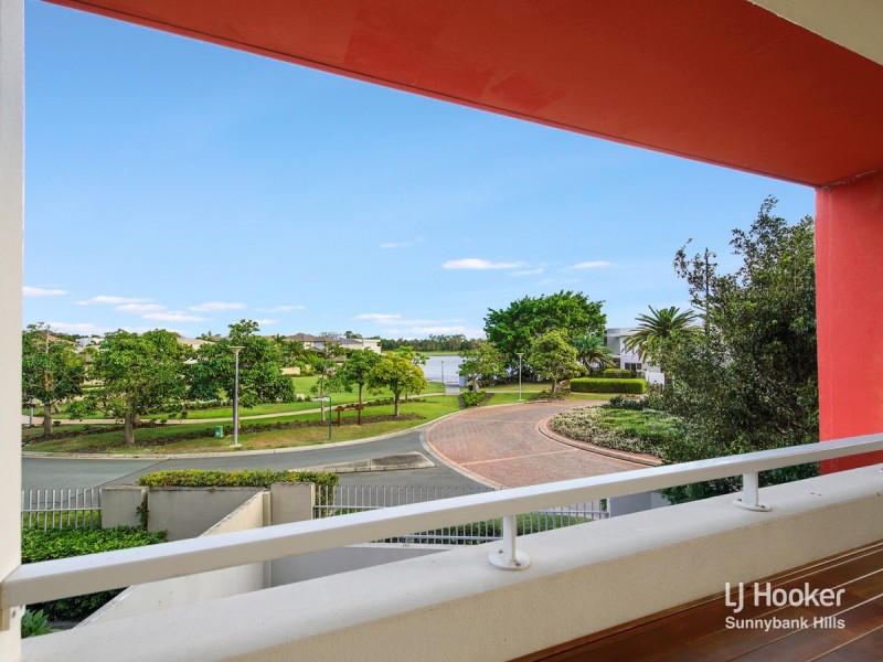 6108 Lugano Drive, Hope Island QLD 4212