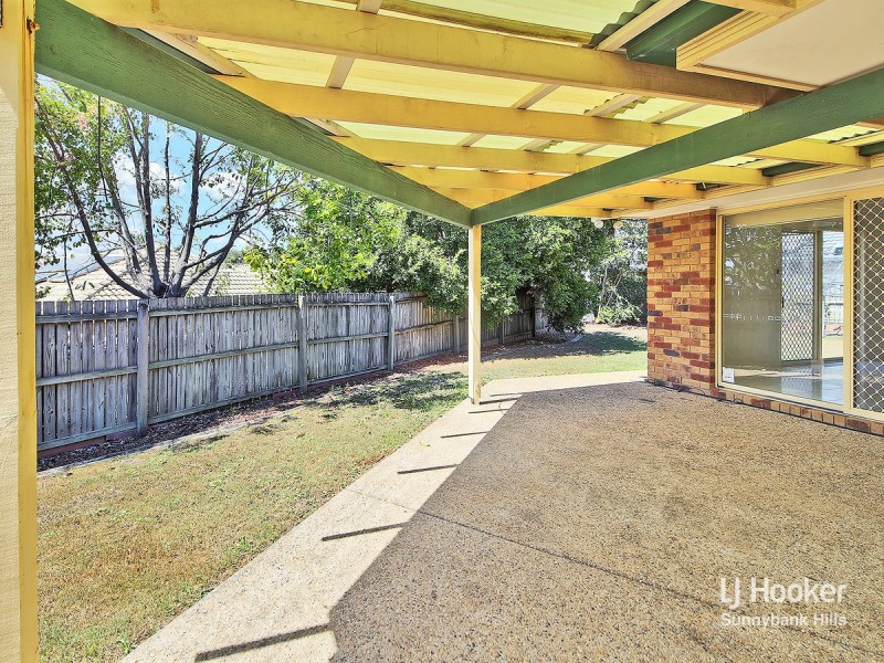 10 Stuart Place, Eight Mile Plains QLD 4113