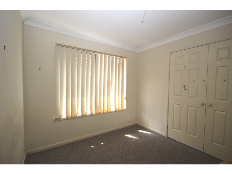 8 Peachface Street, Loganlea QLD 4131