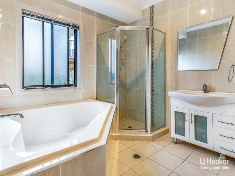 13 Fortune Court, Sunnybank Hills QLD 4109