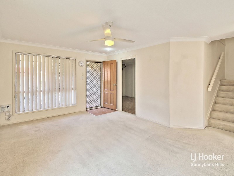 30/20 Young Place, Runcorn QLD 4113