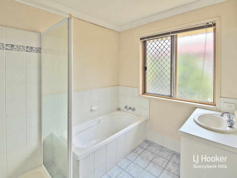 30/20 Young Place, Runcorn QLD 4113