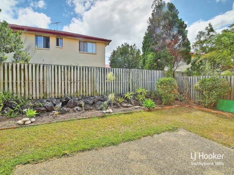 30/20 Young Place, Runcorn QLD 4113