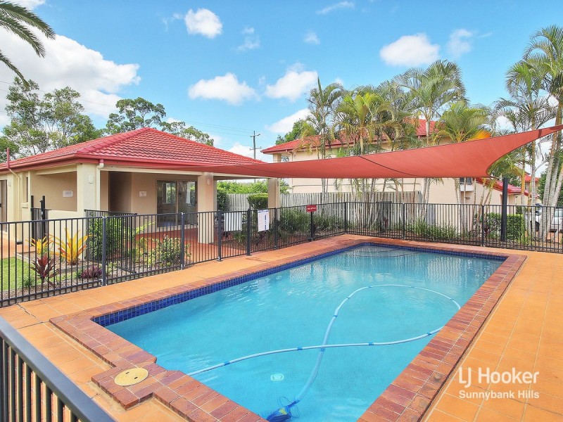 30/20 Young Place, Runcorn QLD 4113