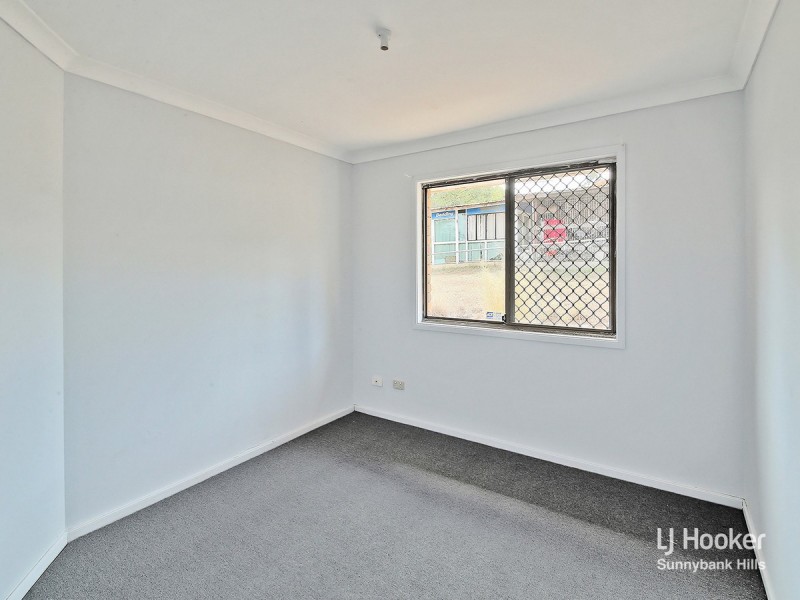 8 Fitchett Street, Goodna QLD 4300