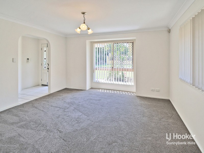 111 Golden Rain Place, Stretton QLD 4116