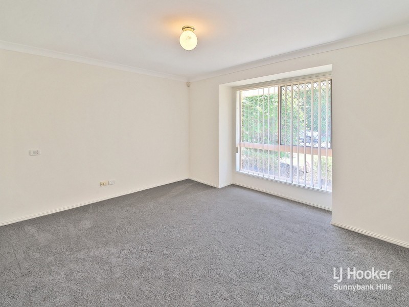 111 Golden Rain Place, Stretton QLD 4116