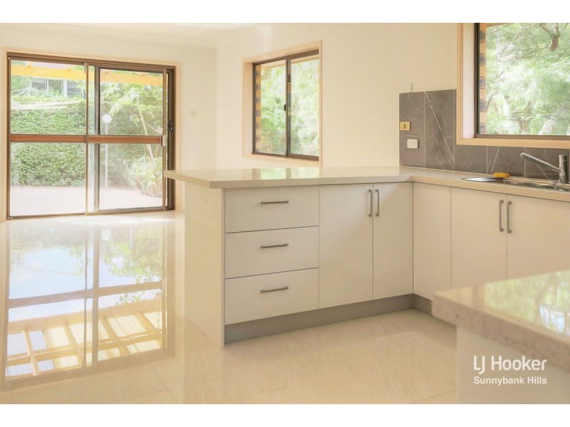 33 Colombo Street, Wishart QLD 4122