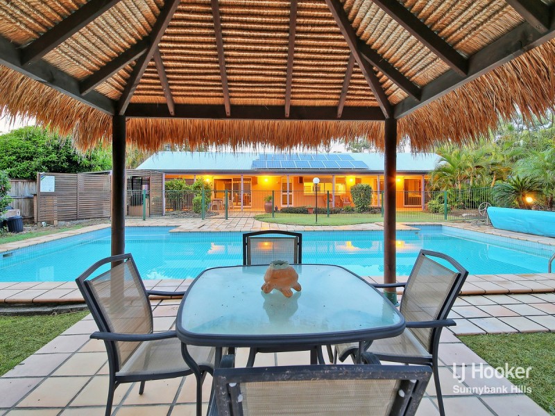 208 Bleasby Road, Eight Mile Plains QLD 4113