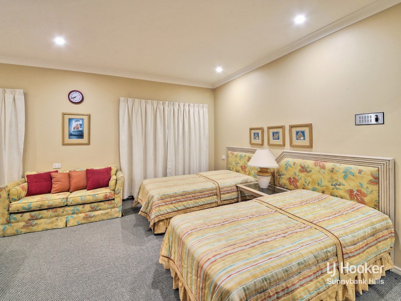 208 Bleasby Road, Eight Mile Plains QLD 4113