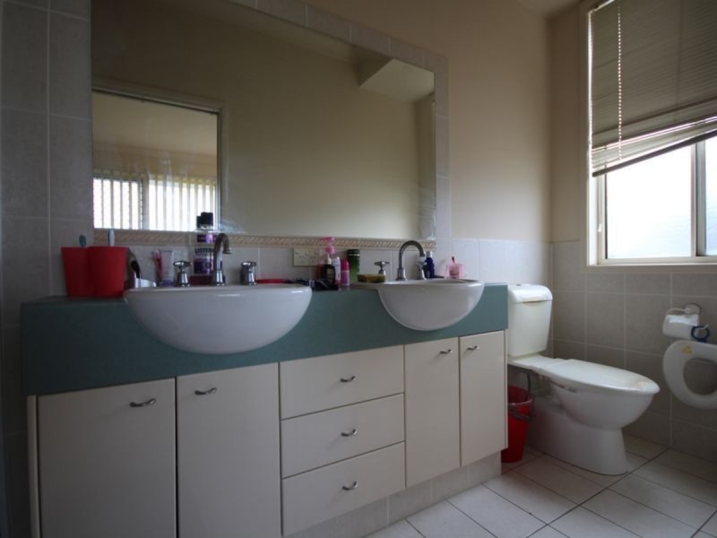 18 Oakvale Street, Underwood QLD 4119