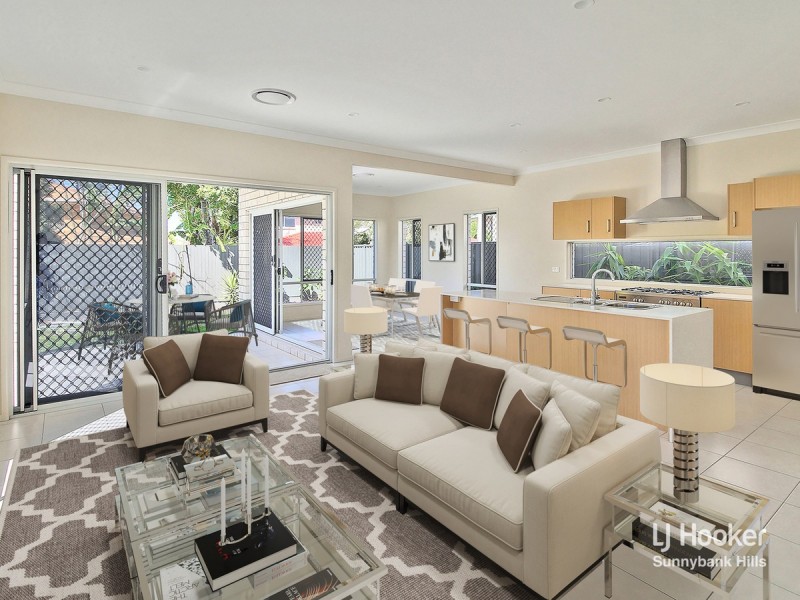 16 Chester Road, Eight Mile Plains QLD 4113