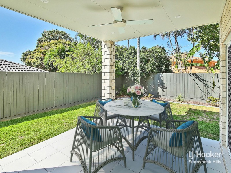 16 Chester Road, Eight Mile Plains QLD 4113