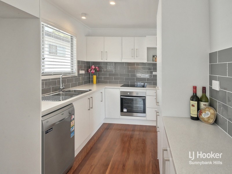 27 Morden Road, Sunnybank Hills QLD 4109