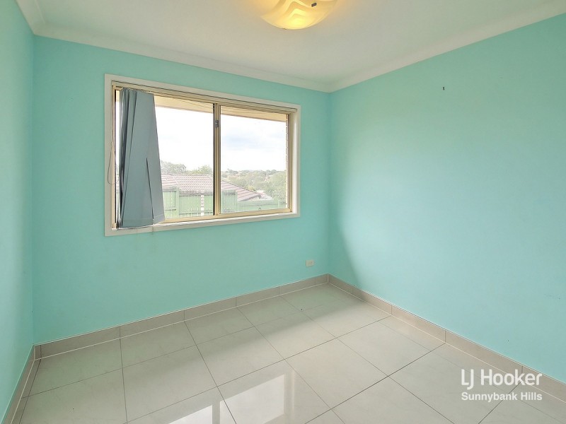 16 Robinson Crescent, Runcorn QLD 4113
