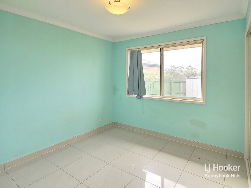 16 Robinson Crescent, Runcorn QLD 4113