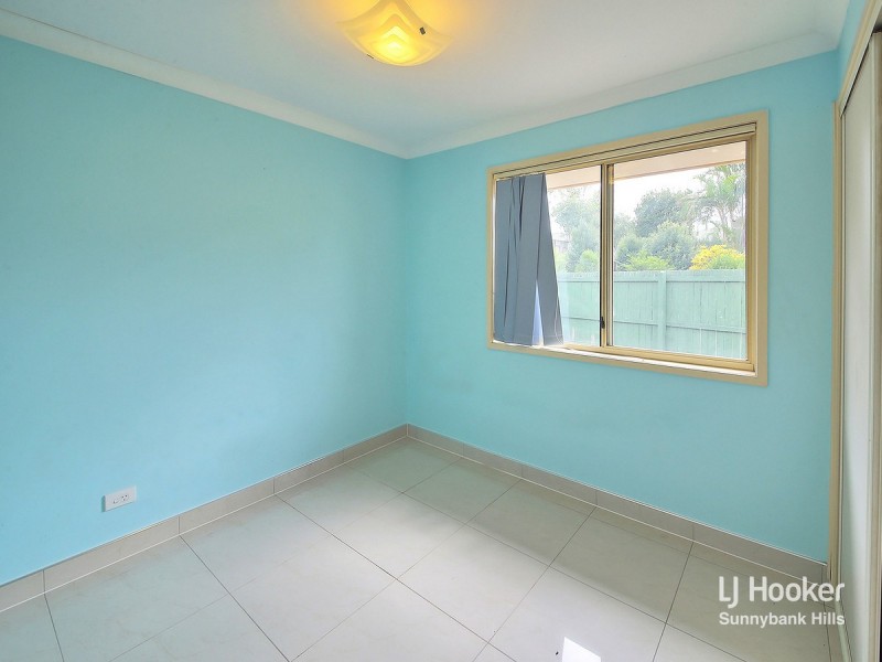 16 Robinson Crescent, Runcorn QLD 4113