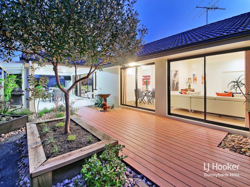 3 Ruby Close, Eight Mile Plains QLD 4113