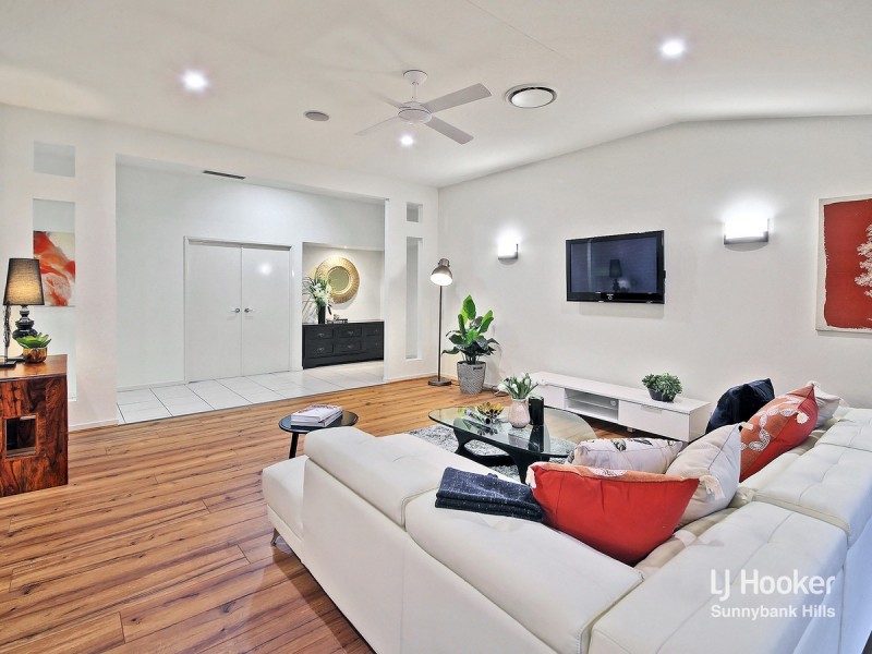 3 Ruby Close, Eight Mile Plains QLD 4113