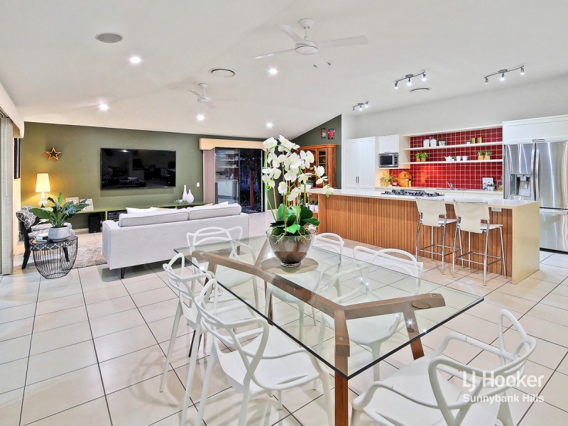 3 Ruby Close, Eight Mile Plains QLD 4113