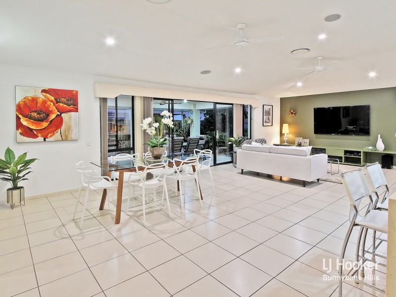 3 Ruby Close, Eight Mile Plains QLD 4113