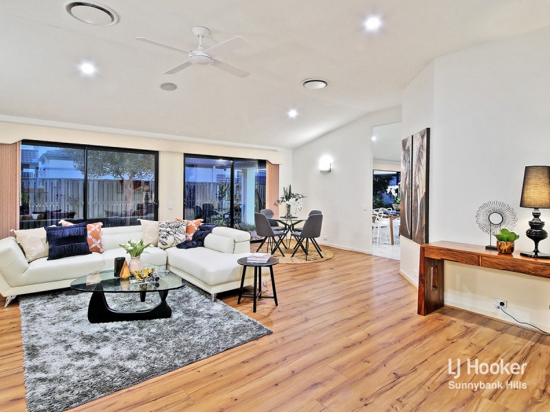 3 Ruby Close, Eight Mile Plains QLD 4113