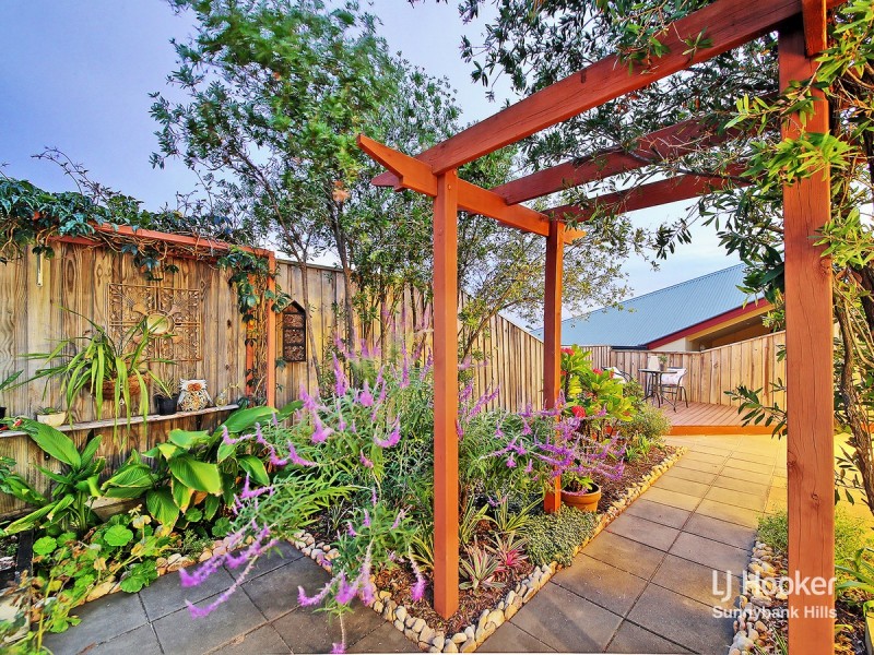 3 Ruby Close, Eight Mile Plains QLD 4113