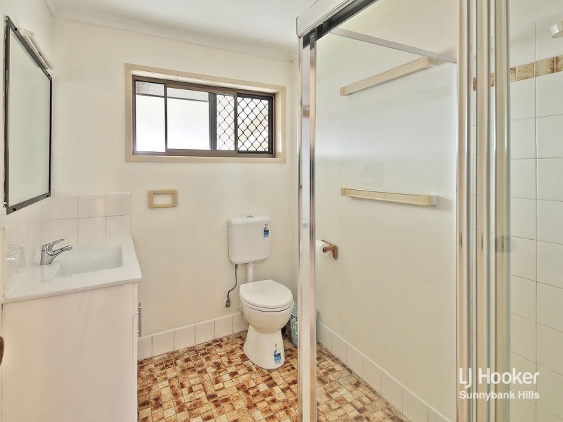 3 Pineneedle Place, Sunnybank Hills QLD 4109