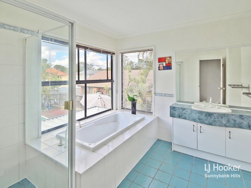 46 Ontario Crescent, Parkinson QLD 4115